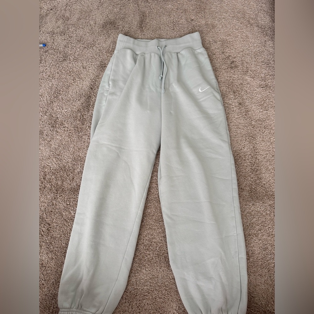 Nike sweatpants